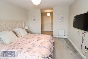 LAMBOURNE- click for photo gallery